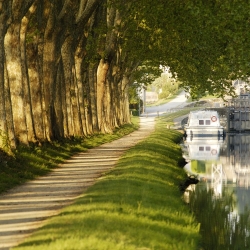Canal-du-Midi-Ecluse-Trebes